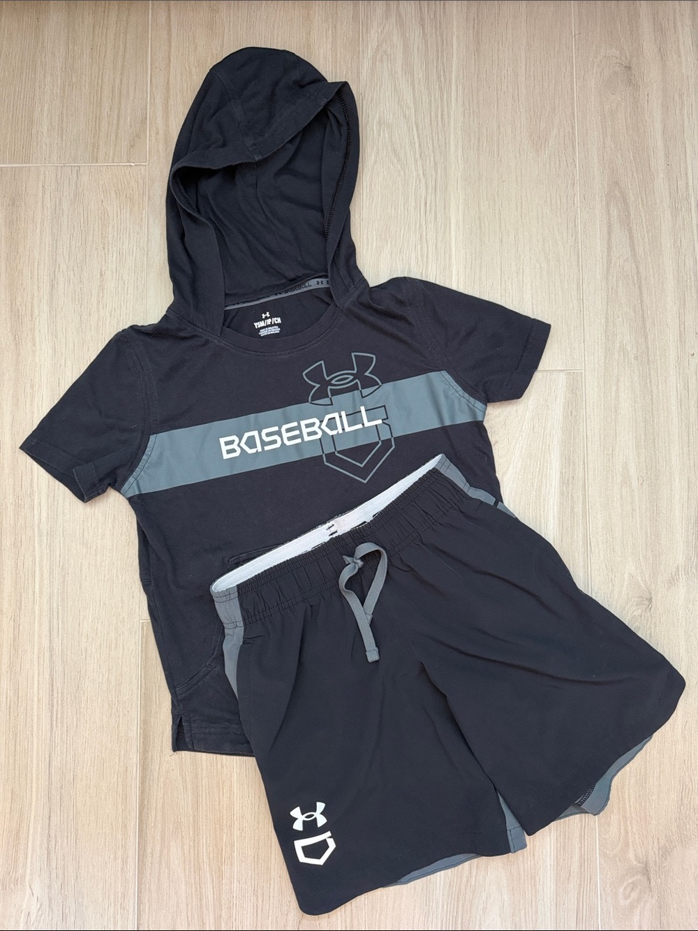 Under Armour Boys 2 Piece Baseball Set